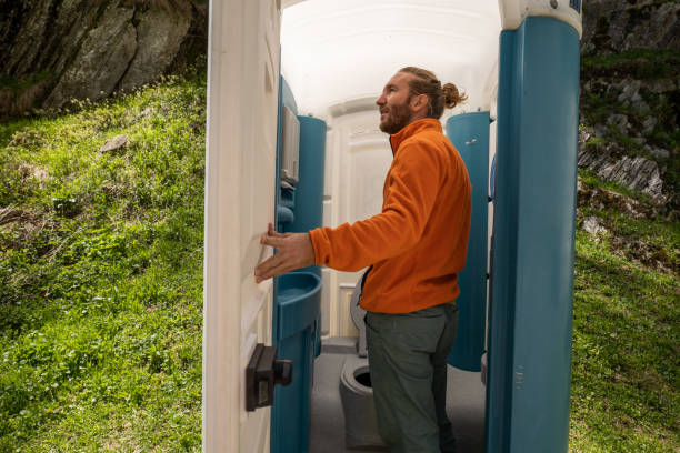 Portable Toilet Options We Offer in Kaukauna, WI